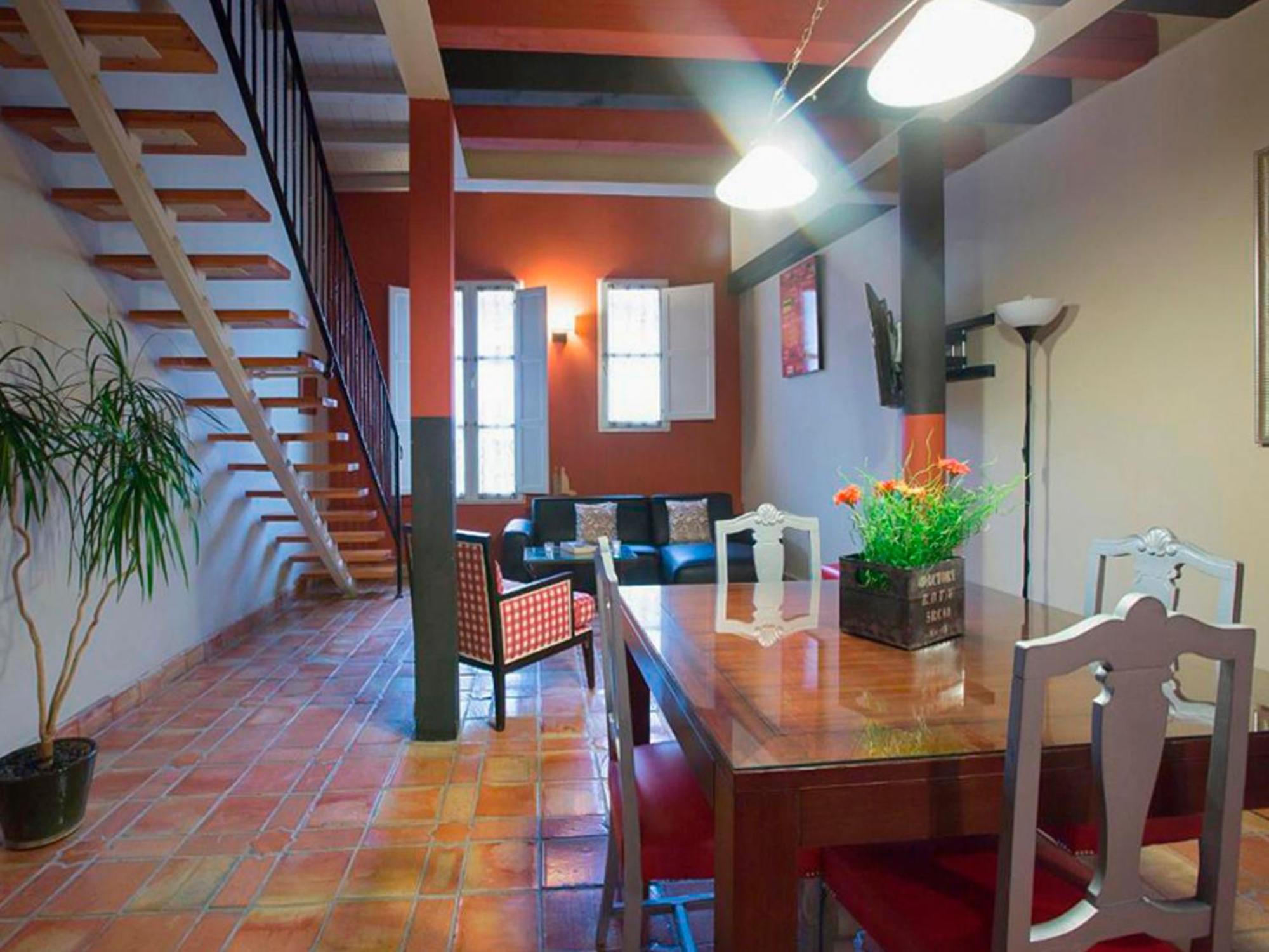 Apartamentos Senorio De Haro 3000 Luaran gambar